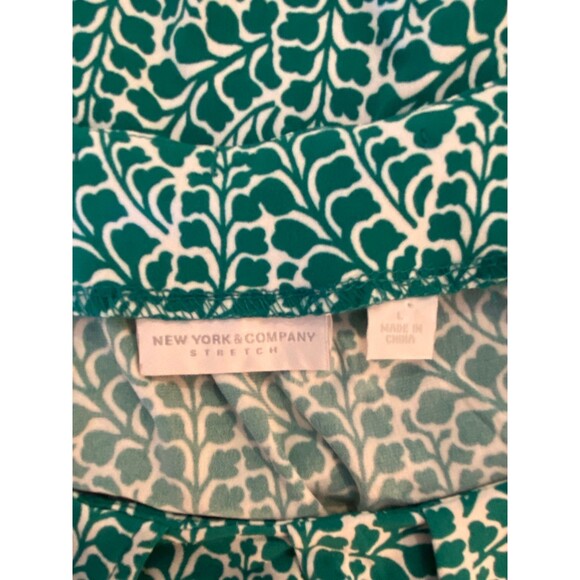 New York & Co Blouse Size Large Top Sleeveless Green Stretchy Keyhole Front - Picture 8 of 11